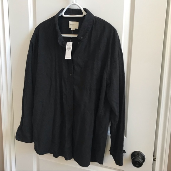NWT American Eagle Outfitters black shirt. - Picture 1 of 7
